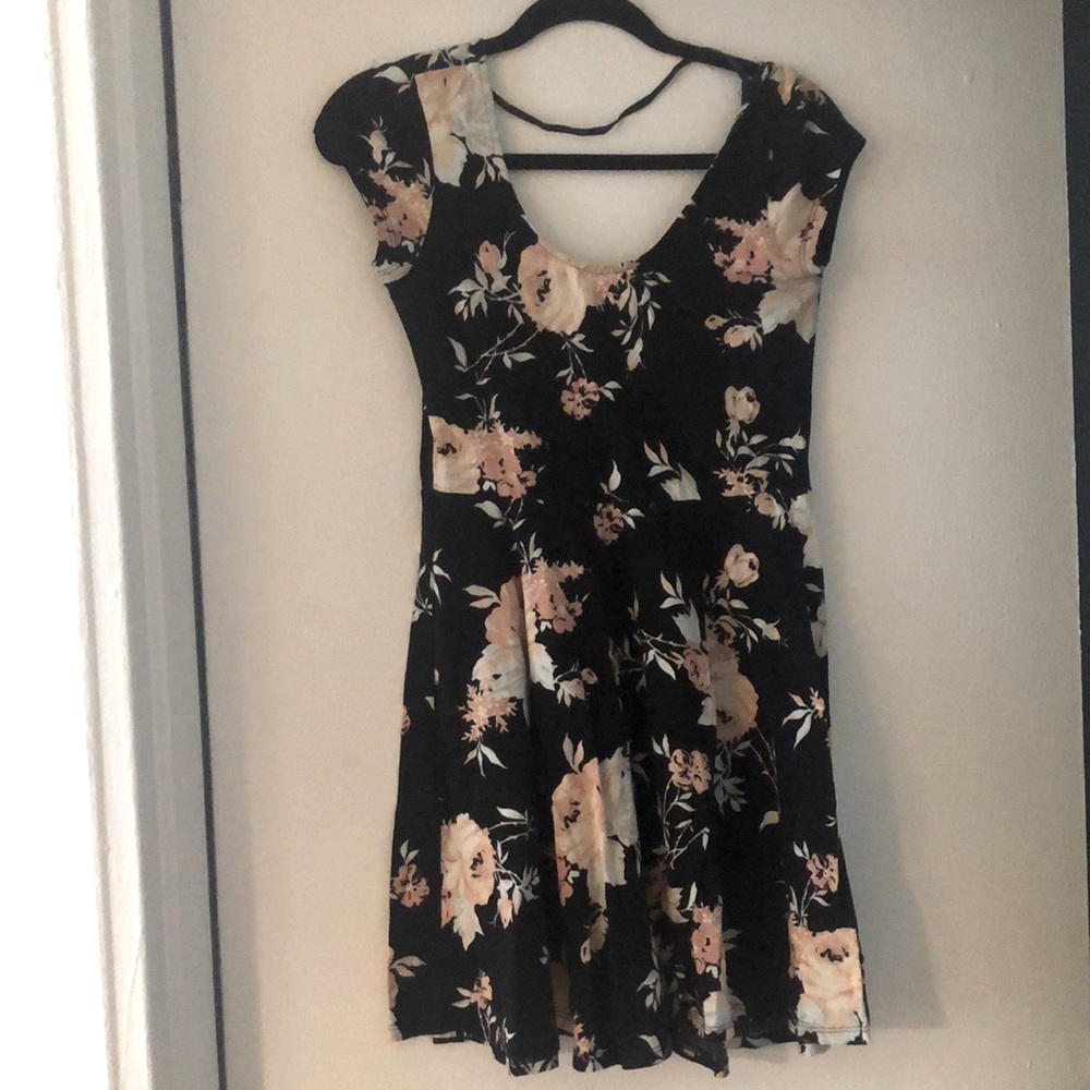 Kimchi Blue Floral Short Sleeve Dress